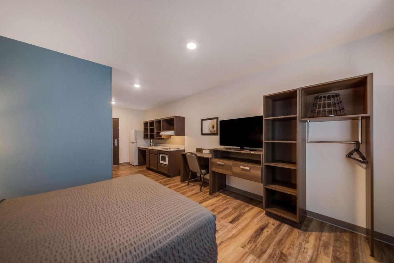 Woodspring Suites Wesley Chapel-Tampa Экстерьер фото