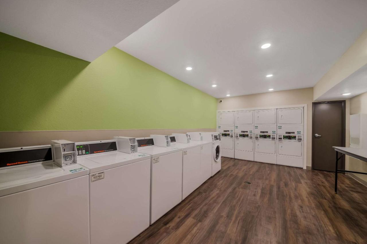 Woodspring Suites Wesley Chapel-Tampa Экстерьер фото